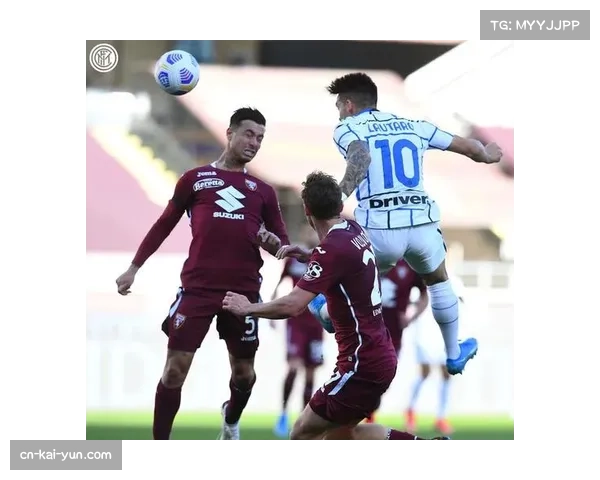 都灵快速反击体系效率尚可 但面对密集防守时手段单一